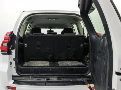 Toyota Land Cruiser 2.8D-4D 150KW VX 204 5P 7 Plazas