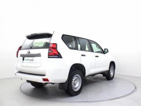 Toyota Land Cruiser 2.8D-4D 150KW VX 204 5P 7 Plazas