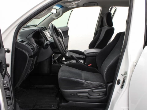 Toyota Land Cruiser 2.8D-4D 150KW VX 204 5P 7 Plazas