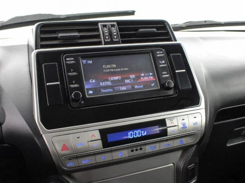 Toyota Land Cruiser 2.8D-4D 150KW VX 204 5P 7 Plazas