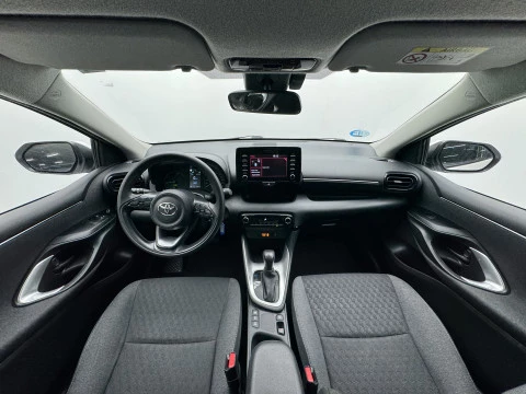 Toyota Yaris 1.5 120H Business Plus