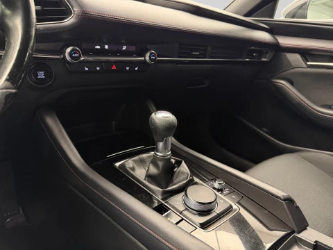 Mazda3 2.0 e-SKYACTIV-G 88KW HOMURA