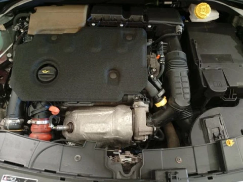 Citroën C4 Cactus BlueHDi 100 S&S C-Series