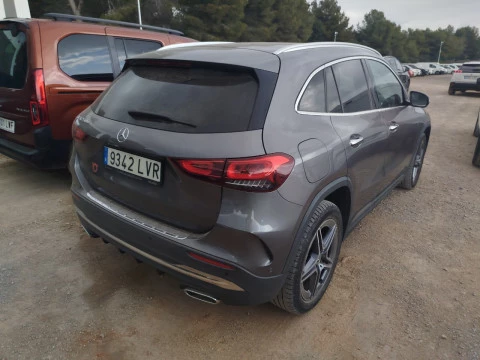 Mercedes-Benz GLA GLA 250 e