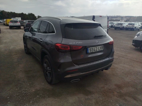 Mercedes-Benz GLA GLA 250 e