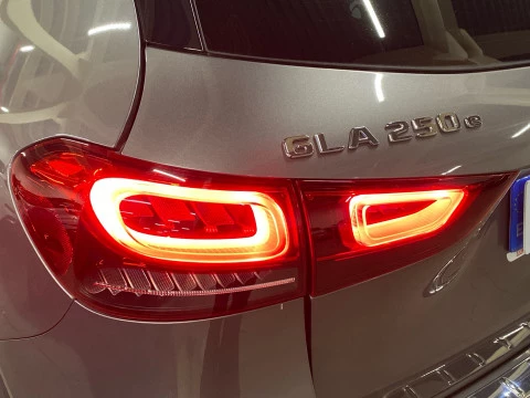 Mercedes-Benz GLA GLA 250 e
