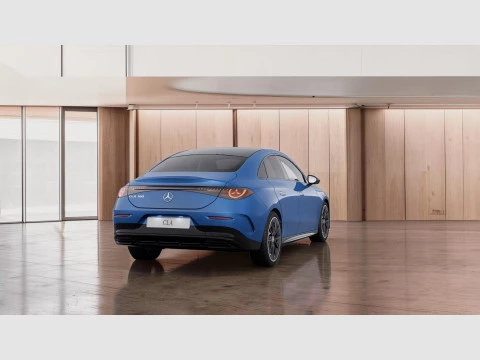 Mercedes-Benz CLA  180 con tecnologia hibrida