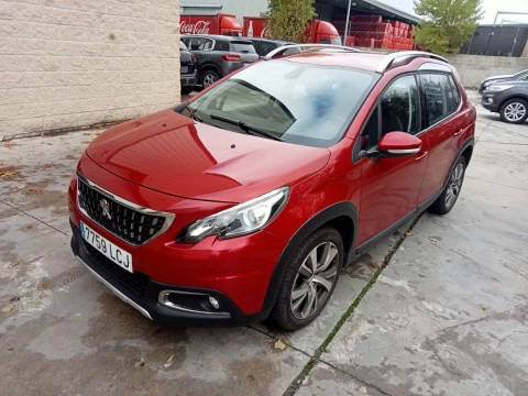Peugeot 2008 Allure BlueHDI 100 S&S BVM6