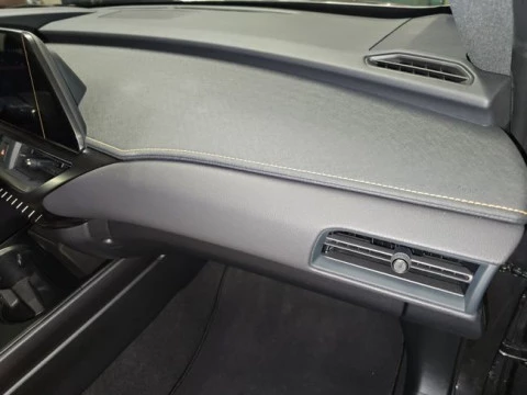 Lexus UX 2.0 300h UX Plus