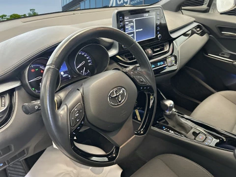 Toyota C-HR 1.8 125H Advance