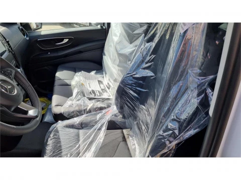 Mercedes-Benz Vito e-Vito 129 Tourer Pro Larga