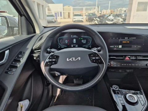 Kia Niro 1.6 GDi HEV 95kW (129CV) Drive