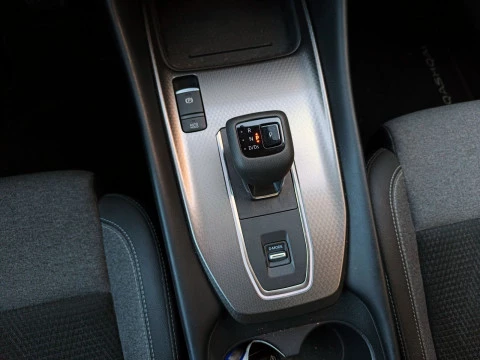 Nissan Qashqai 1.3 DIG-T MHEV 116KW N-CONNECTA CVT 5P