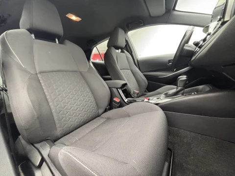 Toyota Corolla 1.8 125H ACTIVE TECH E-CVT