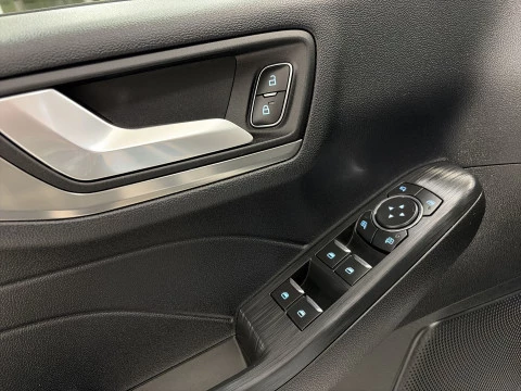 Ford Kuga 2.5 Duratec FHEV Titanium 4x4 Auto 140 kW (190 CV)