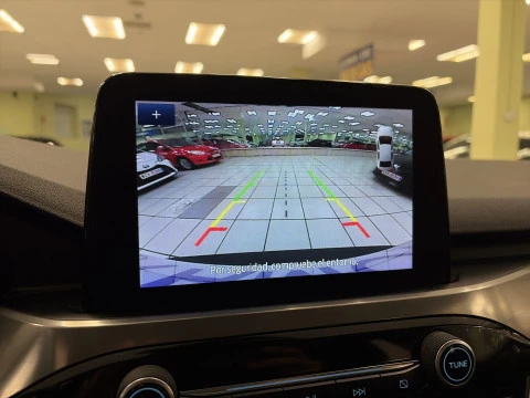 Ford Kuga 2.5 Duratec FHEV Titanium 4x4 Auto 140 kW (190 CV)