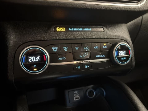 Ford Kuga 2.5 Duratec FHEV Titanium 4x4 Auto 140 kW (190 CV)