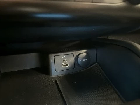 Ford Kuga 2.5 Duratec FHEV Titanium 4x4 Auto 140 kW (190 CV)