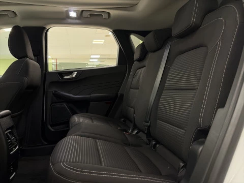 Ford Kuga 2.5 Duratec FHEV Titanium 4x4 Auto 140 kW (190 CV)