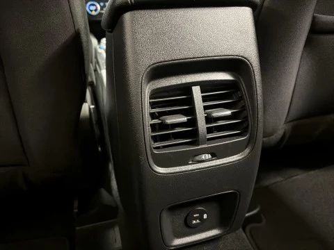 Ford Kuga 2.5 Duratec FHEV Titanium 4x4 Auto 140 kW (190 CV)