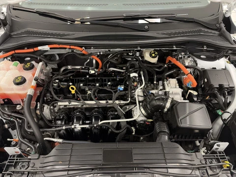 Ford Kuga 2.5 Duratec FHEV Titanium 4x4 Auto 140 kW (190 CV)