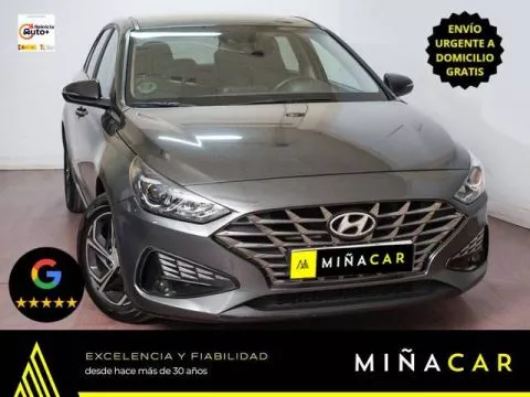 Hyundai i30 1.0 TGDI 48V Klass 88 kW (120 CV) Hyundai i30 1.0 TGDI 48V Klass 88 kW (120 CV)