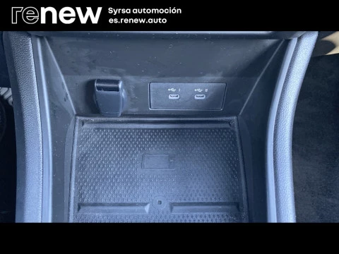 Renault Captur techno Eco-G 100cv (74 kW)