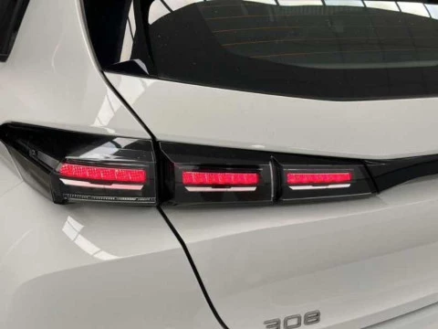 Peugeot 308 5P Active Pack Puretech 110 S&S MAN