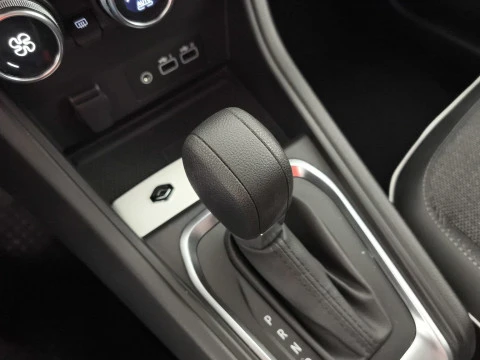 Renault Captur techno Fast Track E-Tech híbrido 105 kW