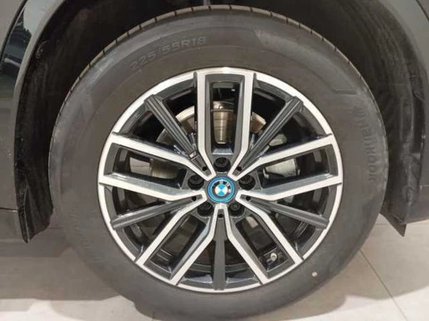 BMW iX1 eDrive20