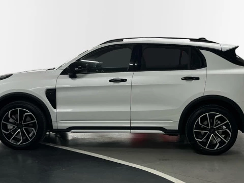 Lynk & Co 01 1.5 PHEV CORE 5P