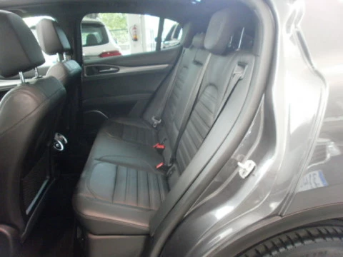 Alfa Romeo Stelvio 2.2 Diésel 154kW (210CV) Super Q4