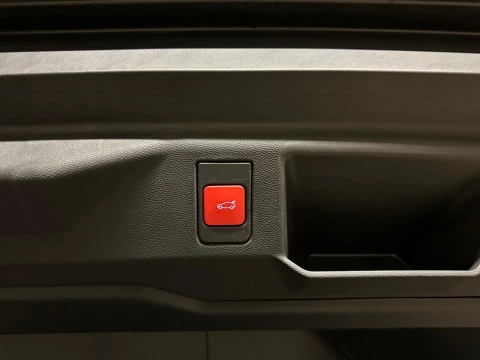 Peugeot 5008 Plug-in Hybrid 1.6 165KW GT e-DCS7