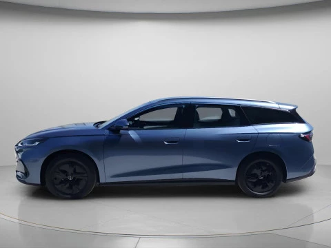 BYD SEAL 6 DM-I BYD SEAL 6 DMI BOOST TOURING