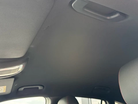 Mercedes-Benz GLA  200 d