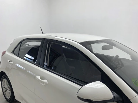 Kia Rio 1.2 DPi 62kW 84CV Concept 5p