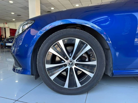 Mercedes-Benz Clase E E 220 d 4MATIC Coupé