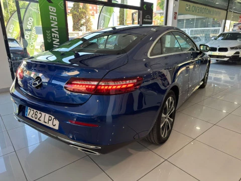 Mercedes-Benz Clase E E 220 d 4MATIC Coupé
