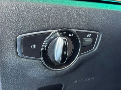 Mercedes-Benz Clase E E 220 d 4MATIC Coupé