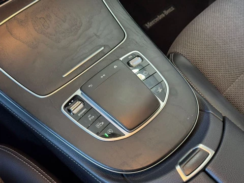 Mercedes-Benz Clase E E 220 d 4MATIC Coupé