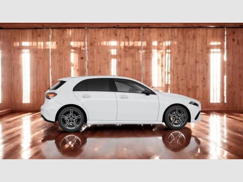 Mercedes-Benz Clase A A 250 e con tecnologia hibrida EQ