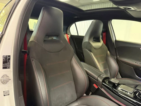 Mercedes-Benz Clase A Mercedes-AMG A 35 4MATIC+