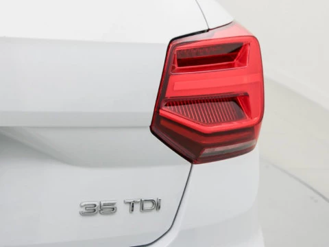 Audi Q2 2.0 35 TDI S TRONIC ADRENALIN 150 5P
