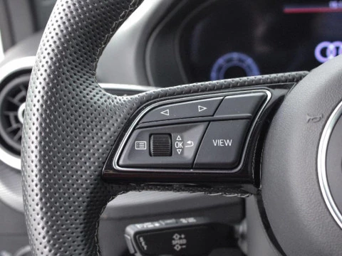 Audi Q2 2.0 35 TDI S TRONIC ADRENALIN 150 5P