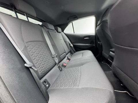 Toyota Corolla 1.8 125H ACTIVE TECH E-CVT
