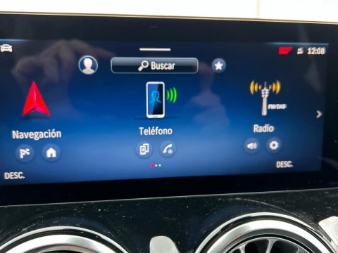 Mercedes-Benz GLB  200 d