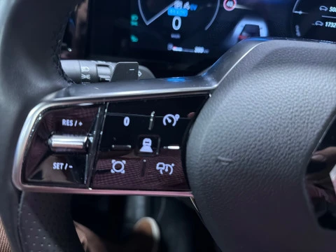 Renault Espace Iconic E-Tech full hybrid 146kW