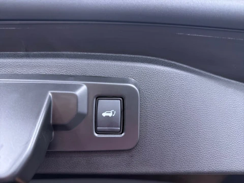 Renault Espace Iconic E-Tech full hybrid 146kW
