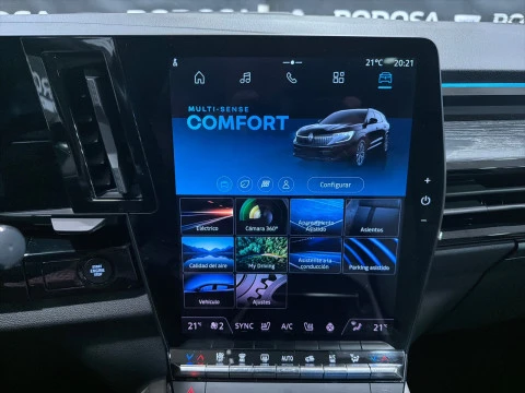 Renault Espace Iconic E-Tech full hybrid 146kW