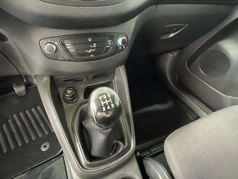 Ford Transit Courier 1.5TDCI 56KW TREND 75 4P